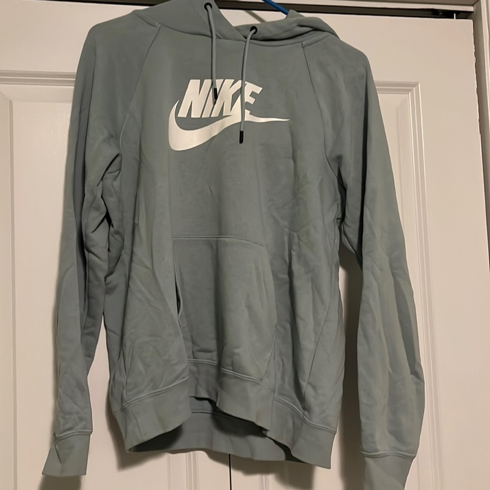 Nike sweatshirt